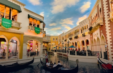 Rent a car at The Venetian Hotel in Las Vegas