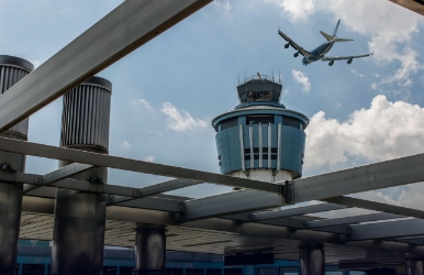 Aluguel de SUVs no Aeroporto LaGuardia