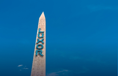 Renta un carro Dollar en Luxor Las Vegas Vehículos Dollar para rentar en el Hotel Luxor de Las Vegas