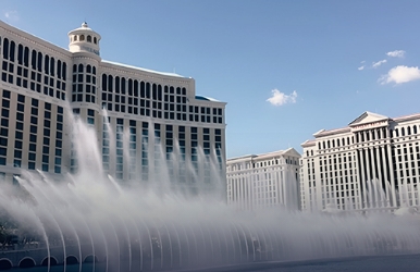Alquilar un auto en el Bellagio Rentar un auto en el Bellagio de Las Vegas