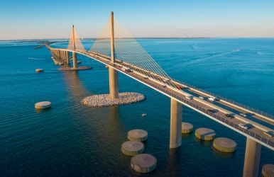 Renta de vehículos de bajo costo en San Petersburgo, Florida