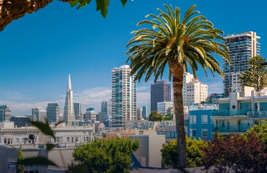 Alquiler de autos eléctricos en el centro de San Francisco