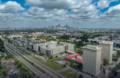 Servicio de renta de vehículos en NRG Center