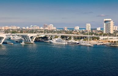 Reserve um carro no Porto Everglades, Fort Lauderdale