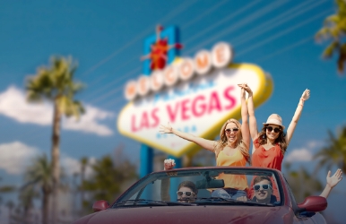 Reserva un vehículo en el Hotel Luxor de Las Vegas