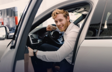 Aluguel de carros baratos na Disney com a Thrifty